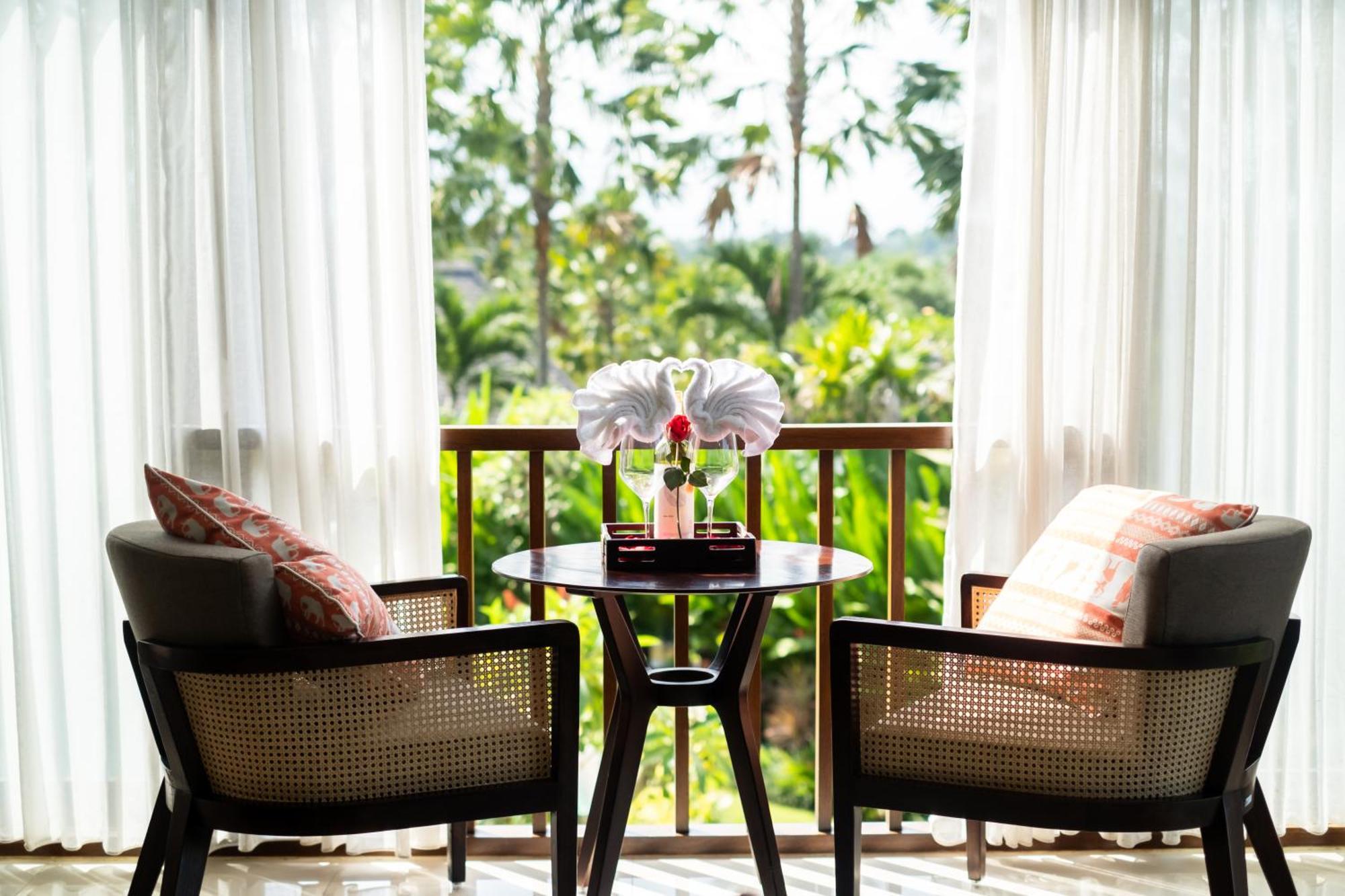 Sanctoo Suites & Villas Sukawati Exterior foto